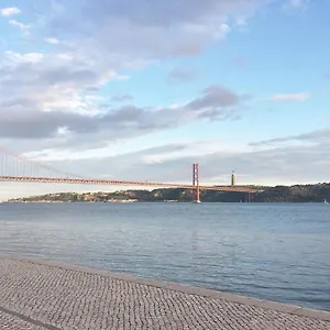 Appartement Tejo Location With River View Portugal